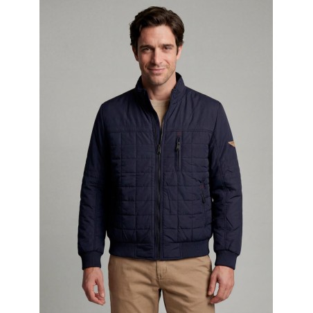 CHAQUETA CON DISEÑO GUATEADO