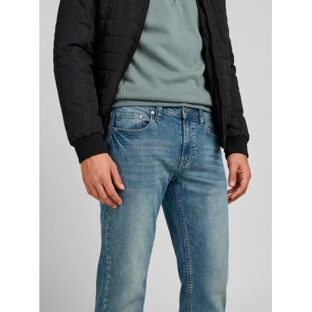 REGULAR JEANS